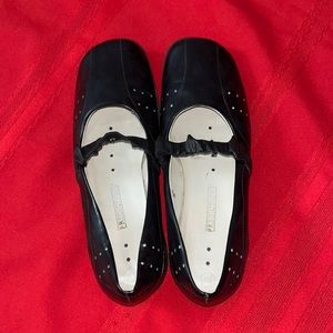 Black Mary Janes Size 6W